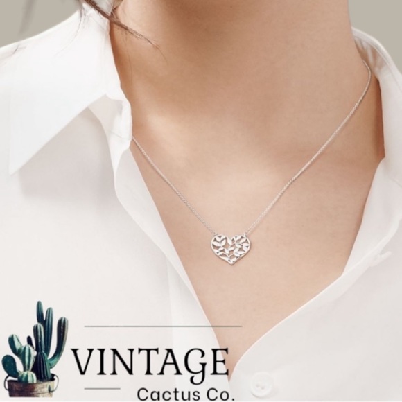 Tiffany & Co. Jewelry - LIKE NEW! Tiffany & Co. Paloma Picasso Olive Leaf Heart Sterling Silver Necklace
